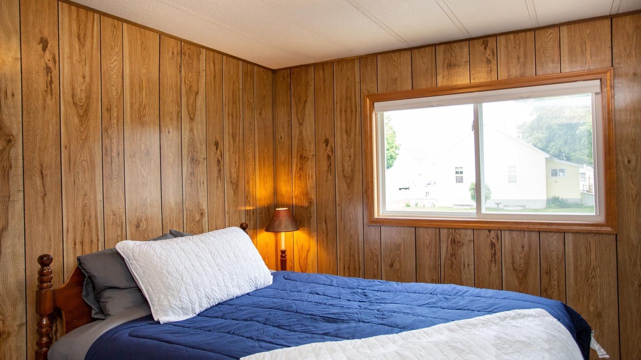 Photo of Bedroom in Grand Marais