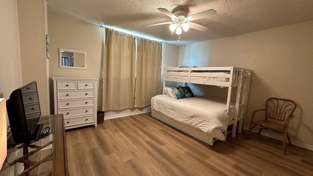 Photo of Bedroom in Crescent Beach