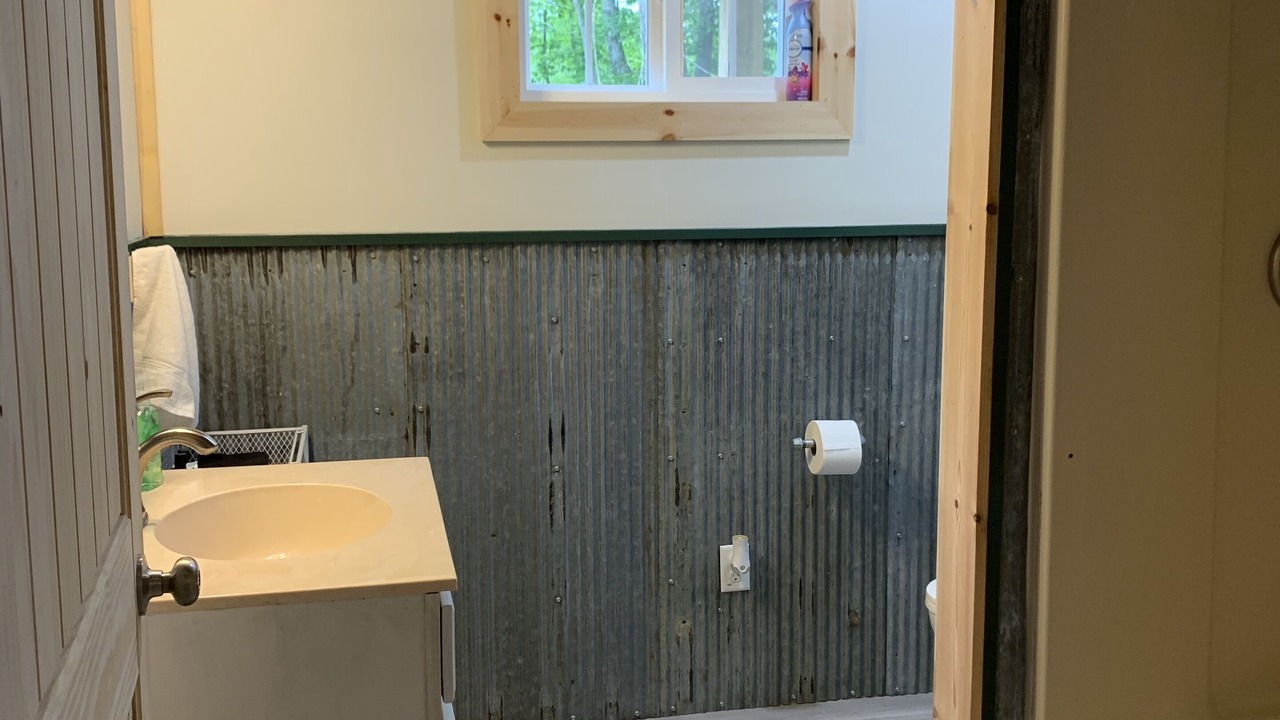 Photo of Bathroom in Spencer