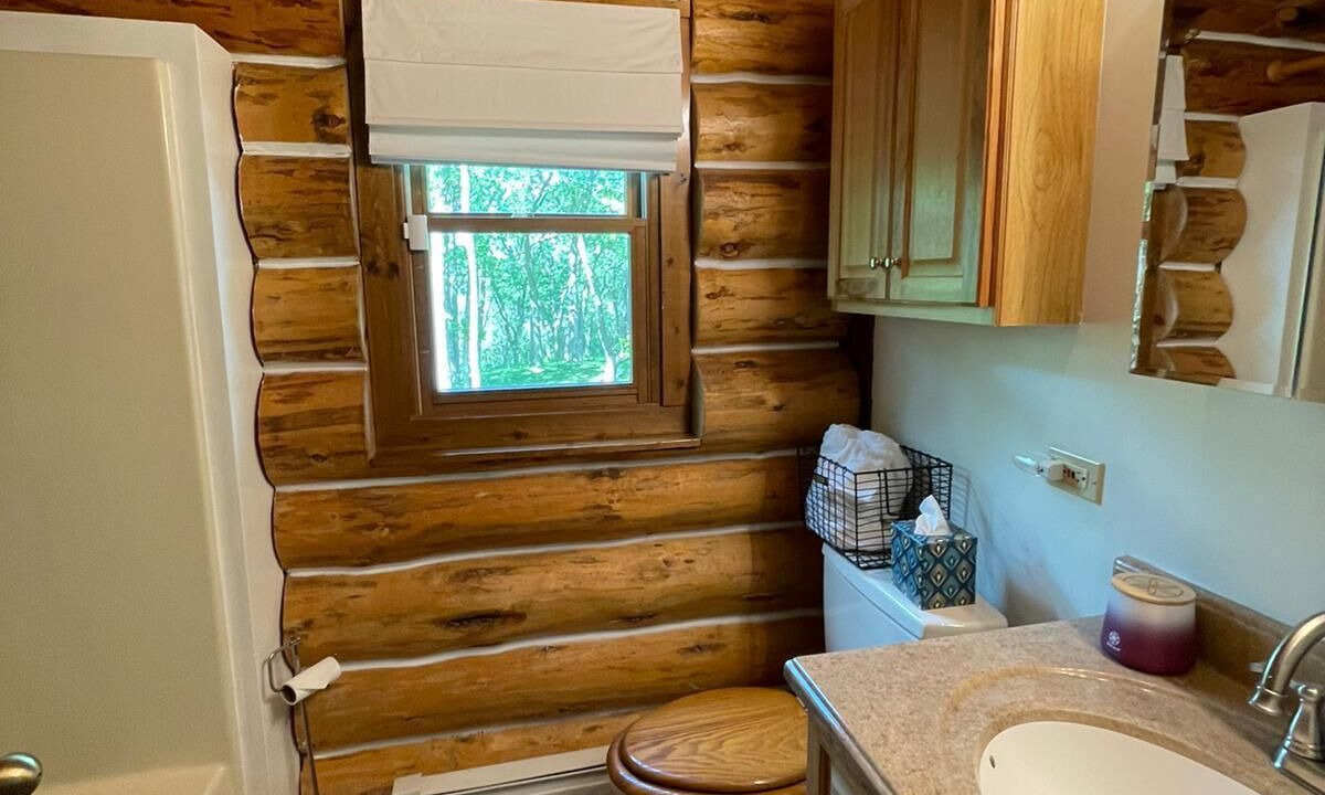 Photo of Bathroom in Lake Geneva