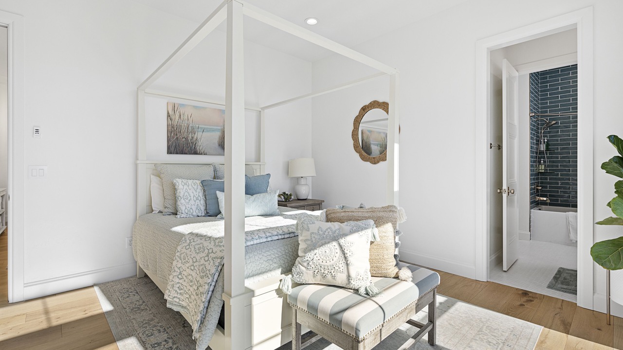 Photo of Bedroom in Mapleton