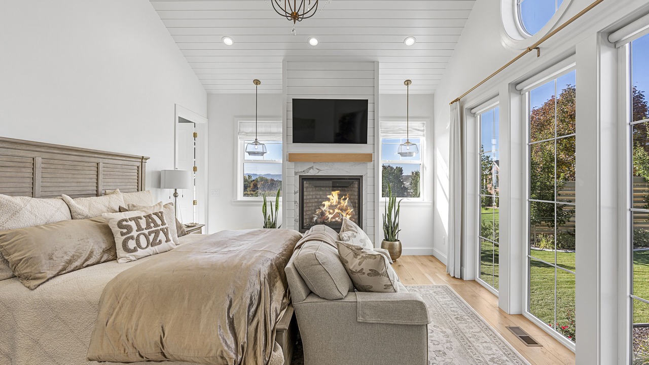Photo of Bedroom in Mapleton
