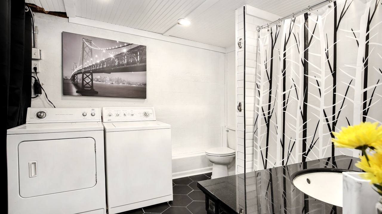 Photo of Bathroom in University Hills
