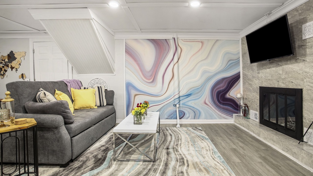 Photo of Livingroom in University Hills