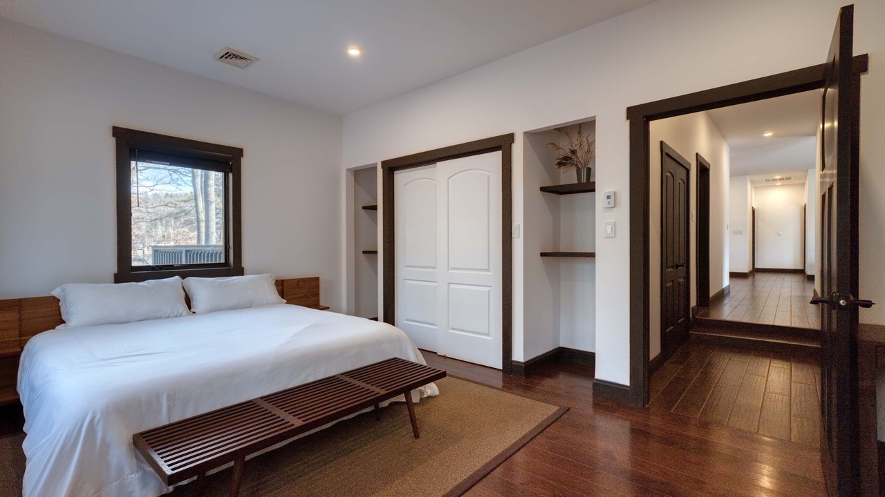 Photo of Bedroom in Oak Hill
