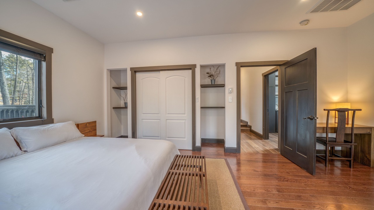 Photo of Bedroom in Oak Hill