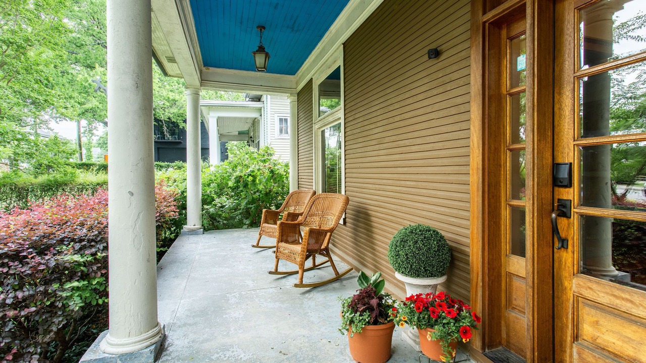 Photo of Patio Balcony in Belmont - Hillsboro