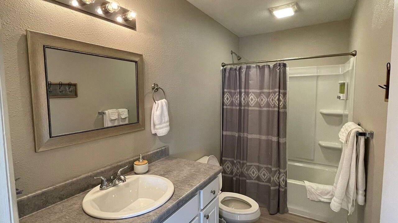 Photo of Bathroom in Archbold