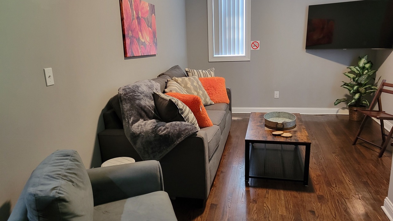 Photo of Livingroom in Corryville