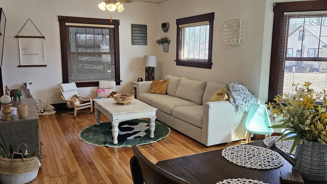 Photo of Livingroom in Omaha