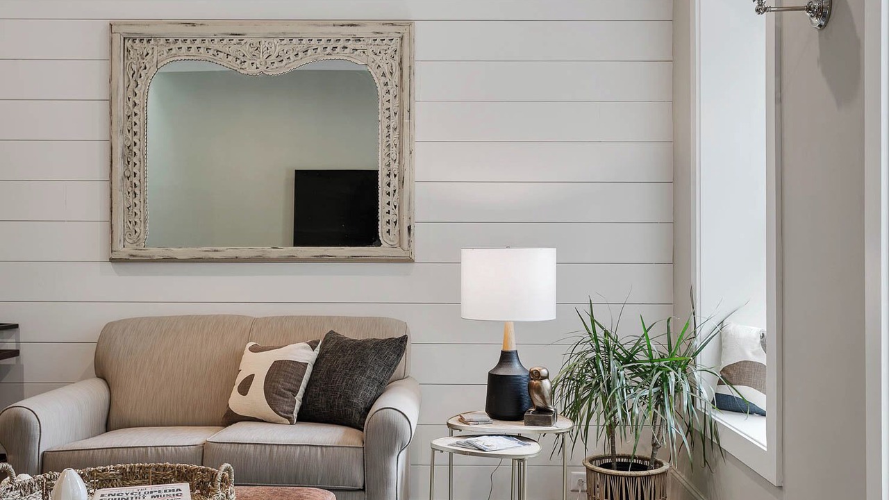 Photo of Livingroom in Downtown