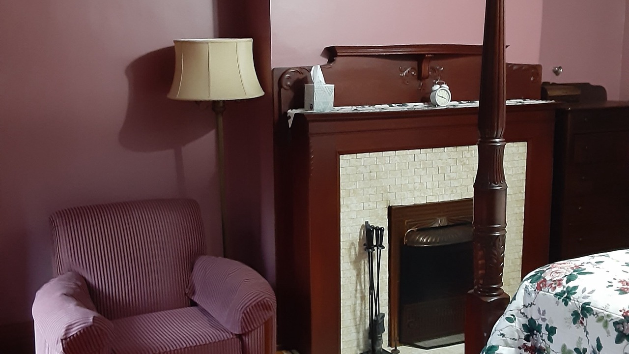 Photo of Bedroom in Downtown Toledo