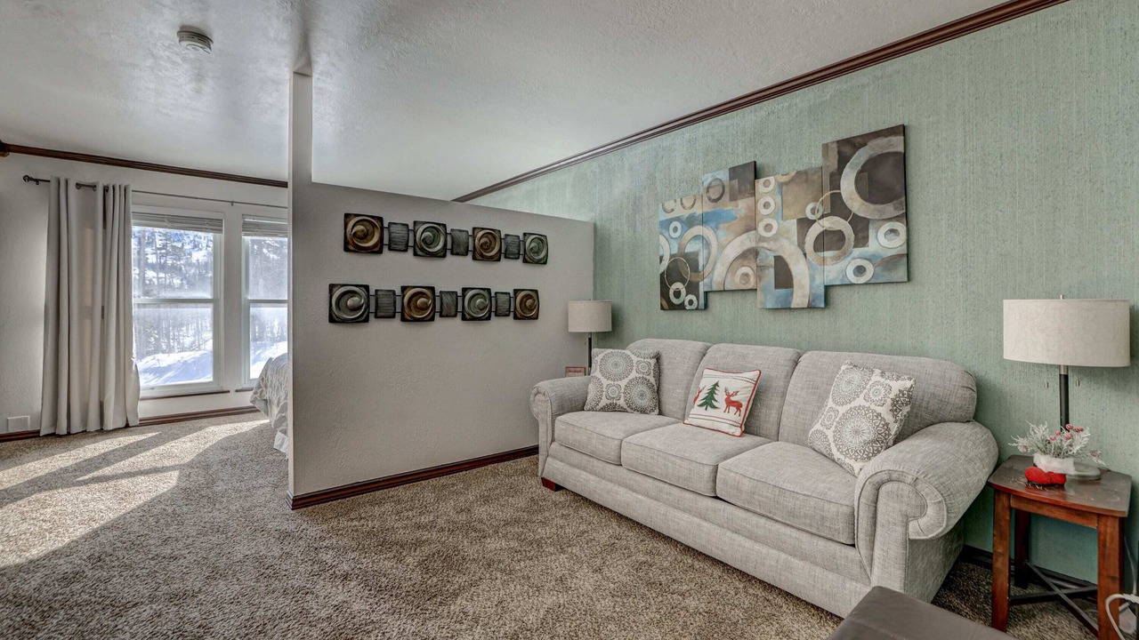 Photo of Livingroom in Brian Head