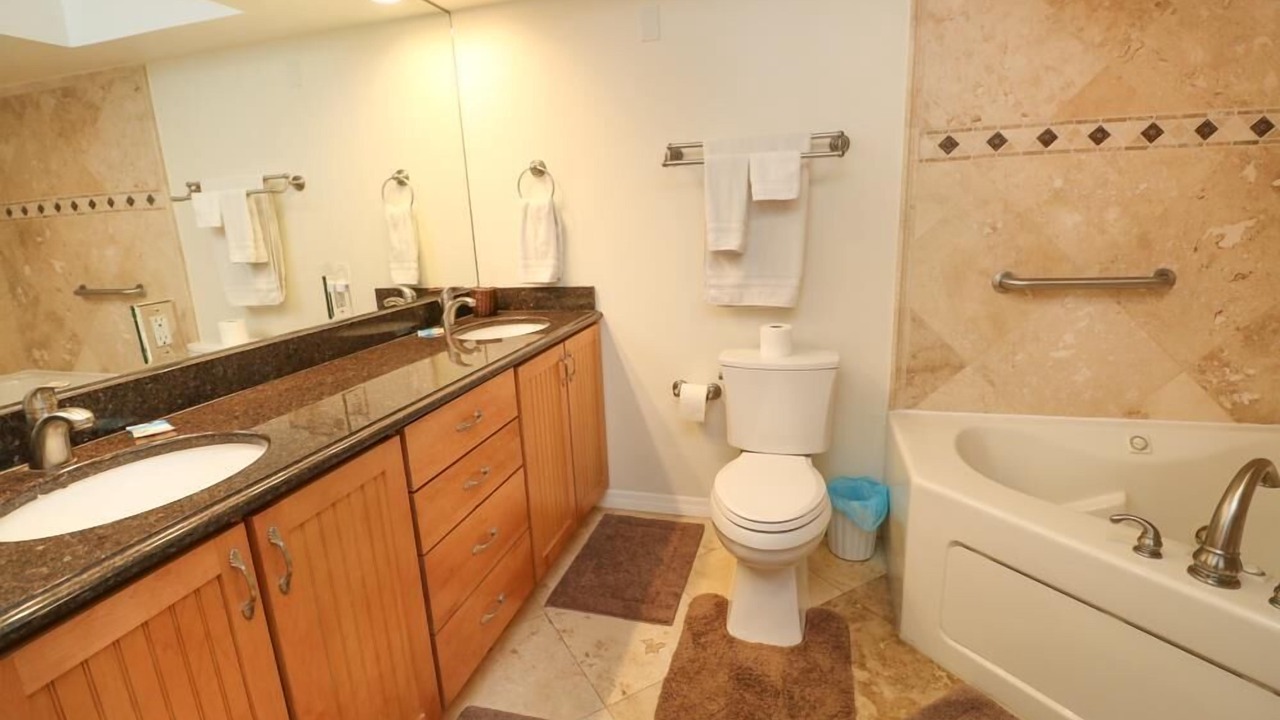 Photo of Bathroom in Crescent Beach