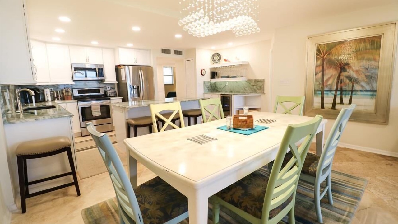 Photo of Bedroom in Crescent Beach