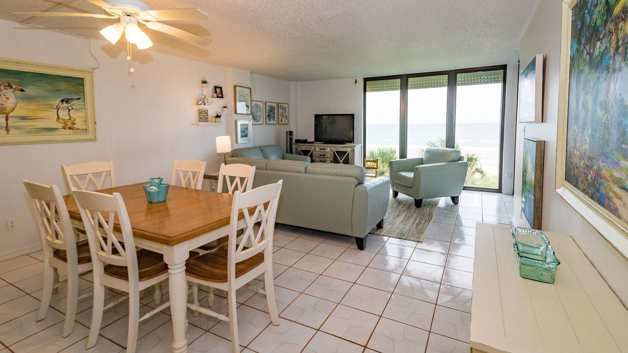 Photo of Bedroom in Crescent Beach