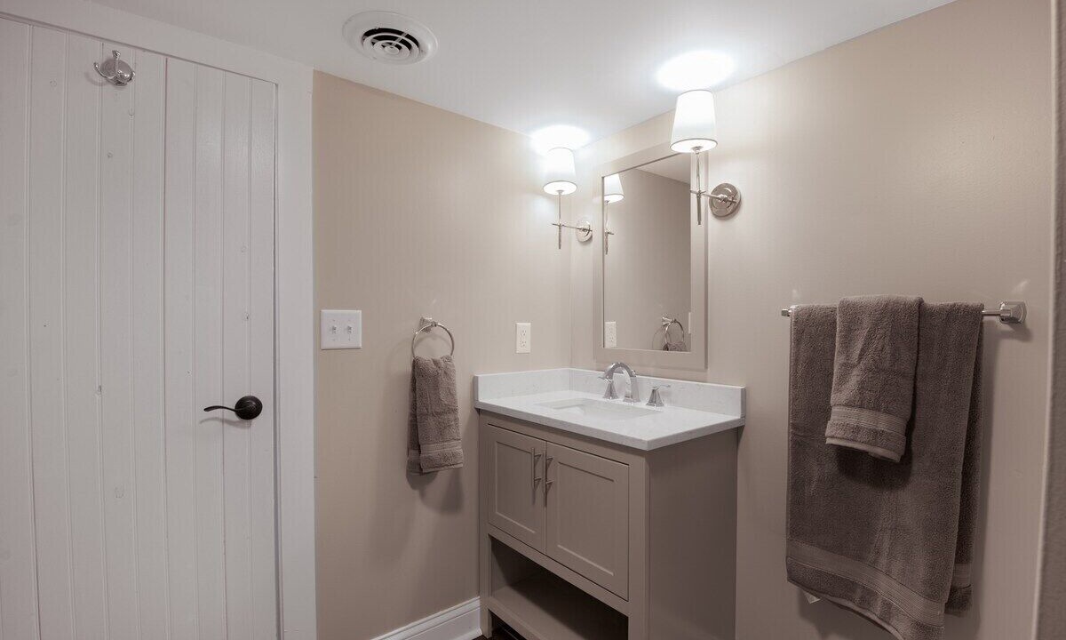 Photo of Bathroom in Williams Bay