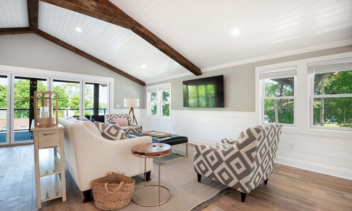 Photo of Bedroom in Williams Bay