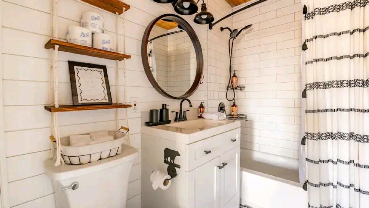 Photo of Bathroom in Gilboa