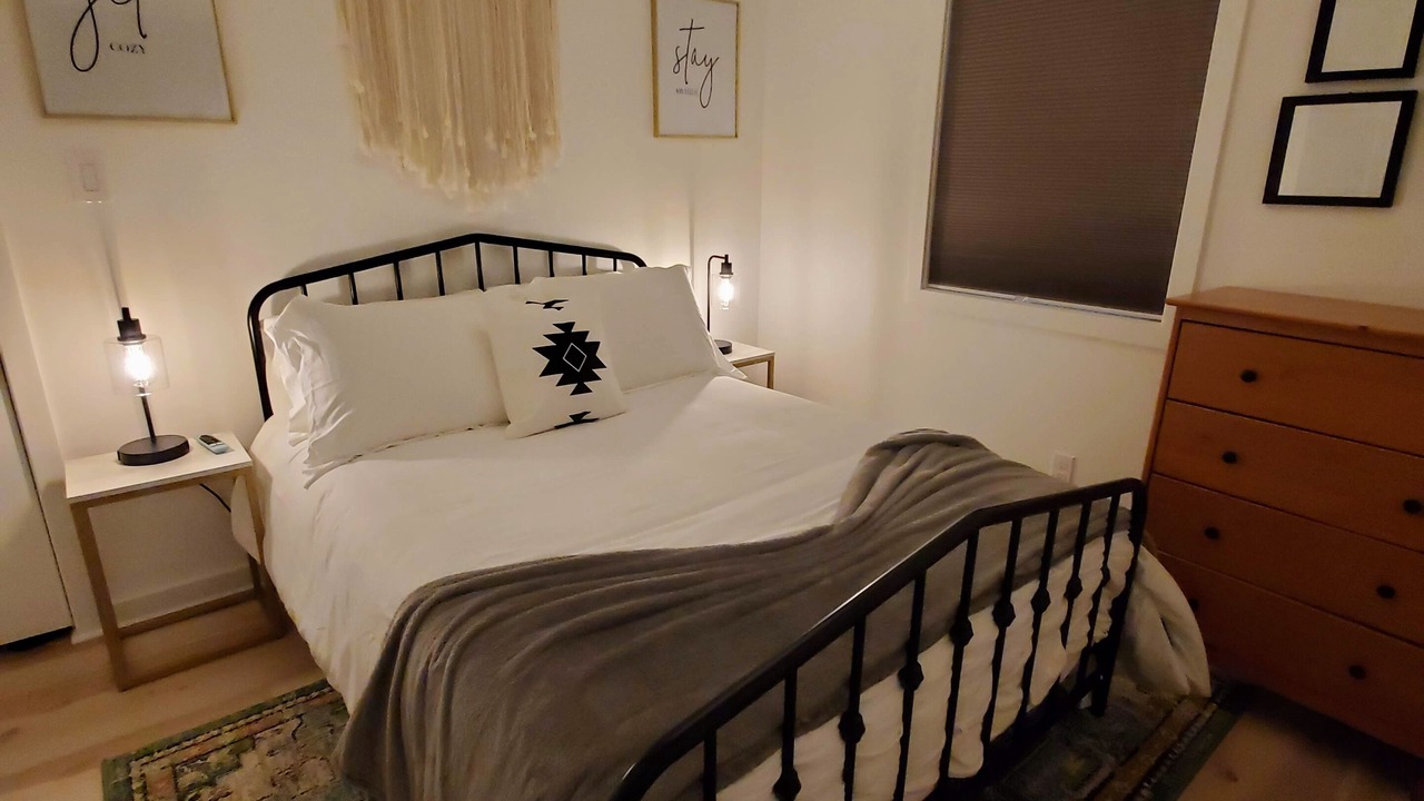 Photo of Bedroom in Gilboa