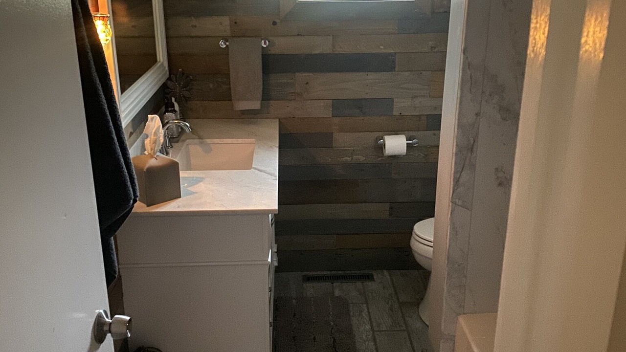 Photo of Bathroom in Bountiful