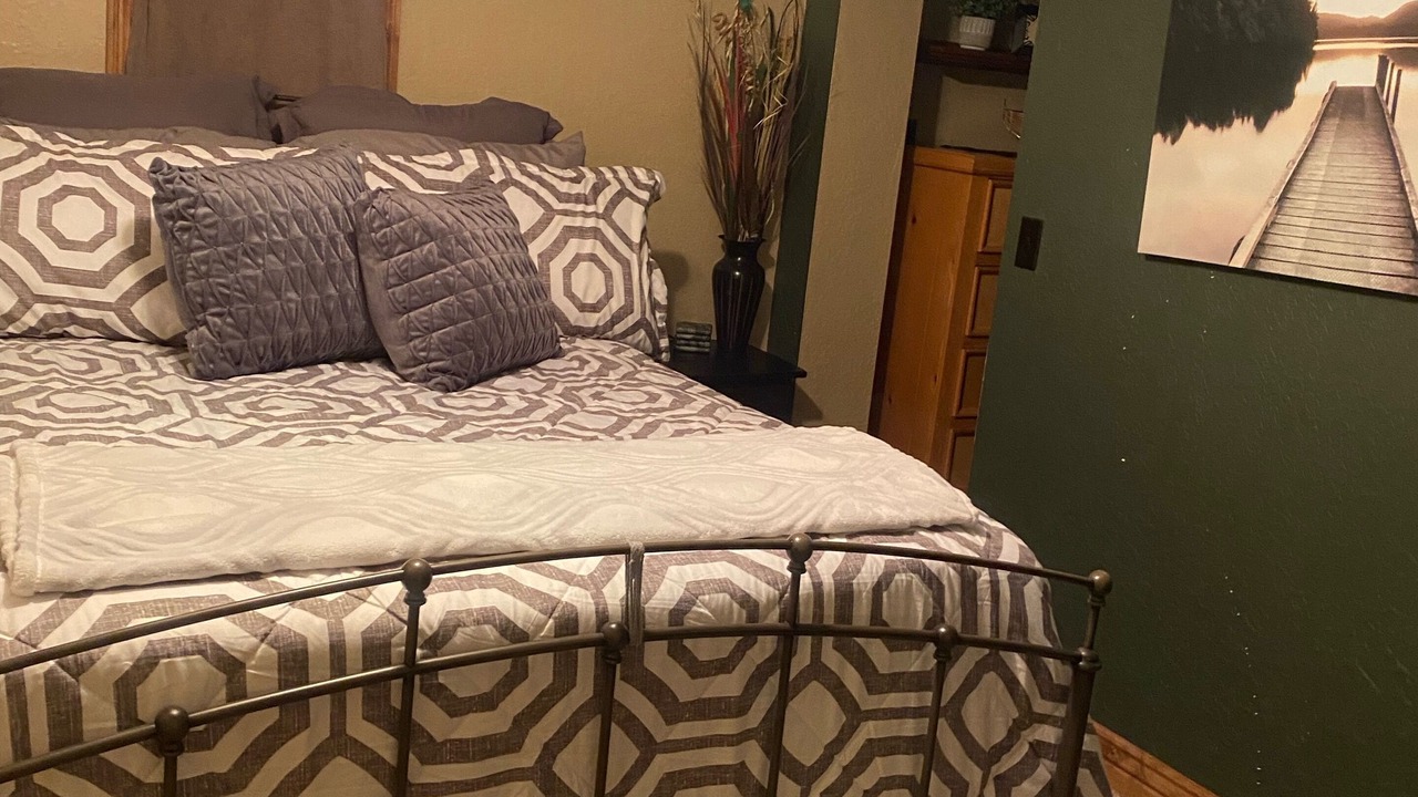 Photo of Bedroom in Bountiful