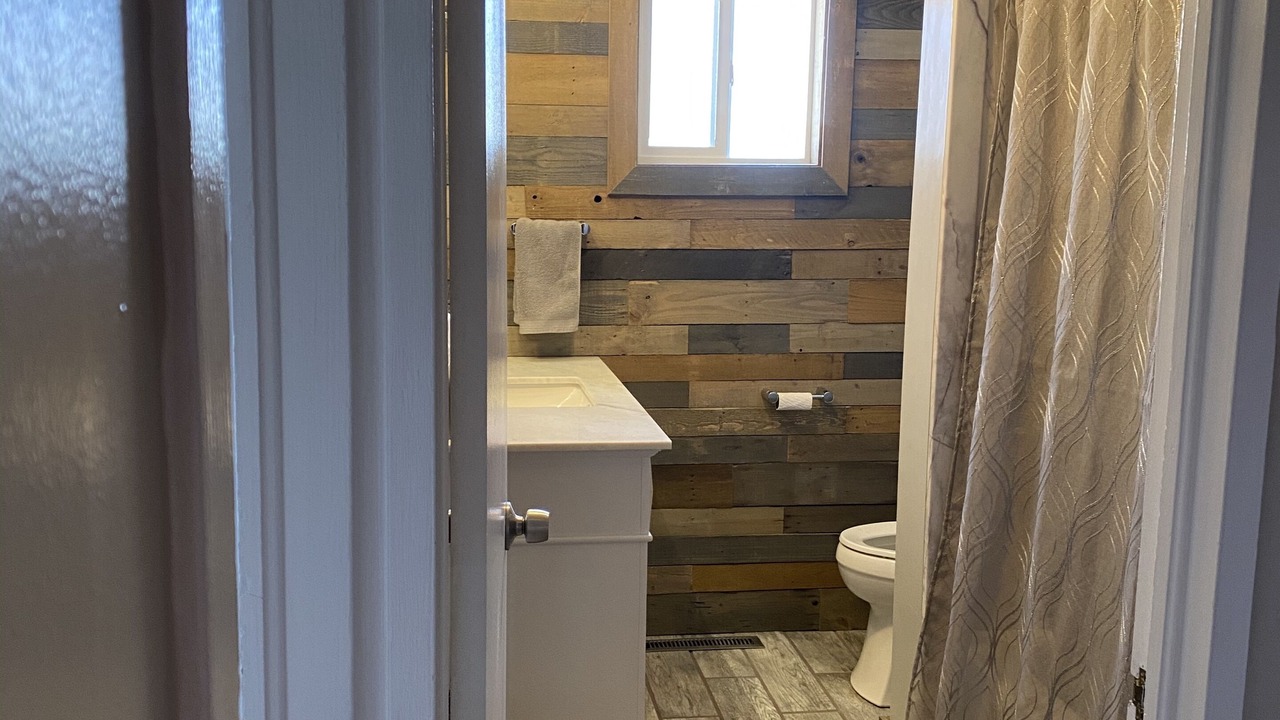 Photo of Bathroom in Bountiful