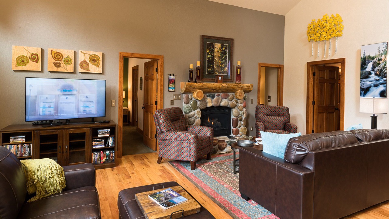 Photo of Livingroom in Aspen Brook