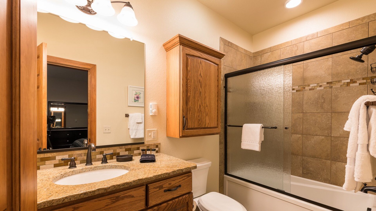 Photo of Bathroom in Aspen Brook