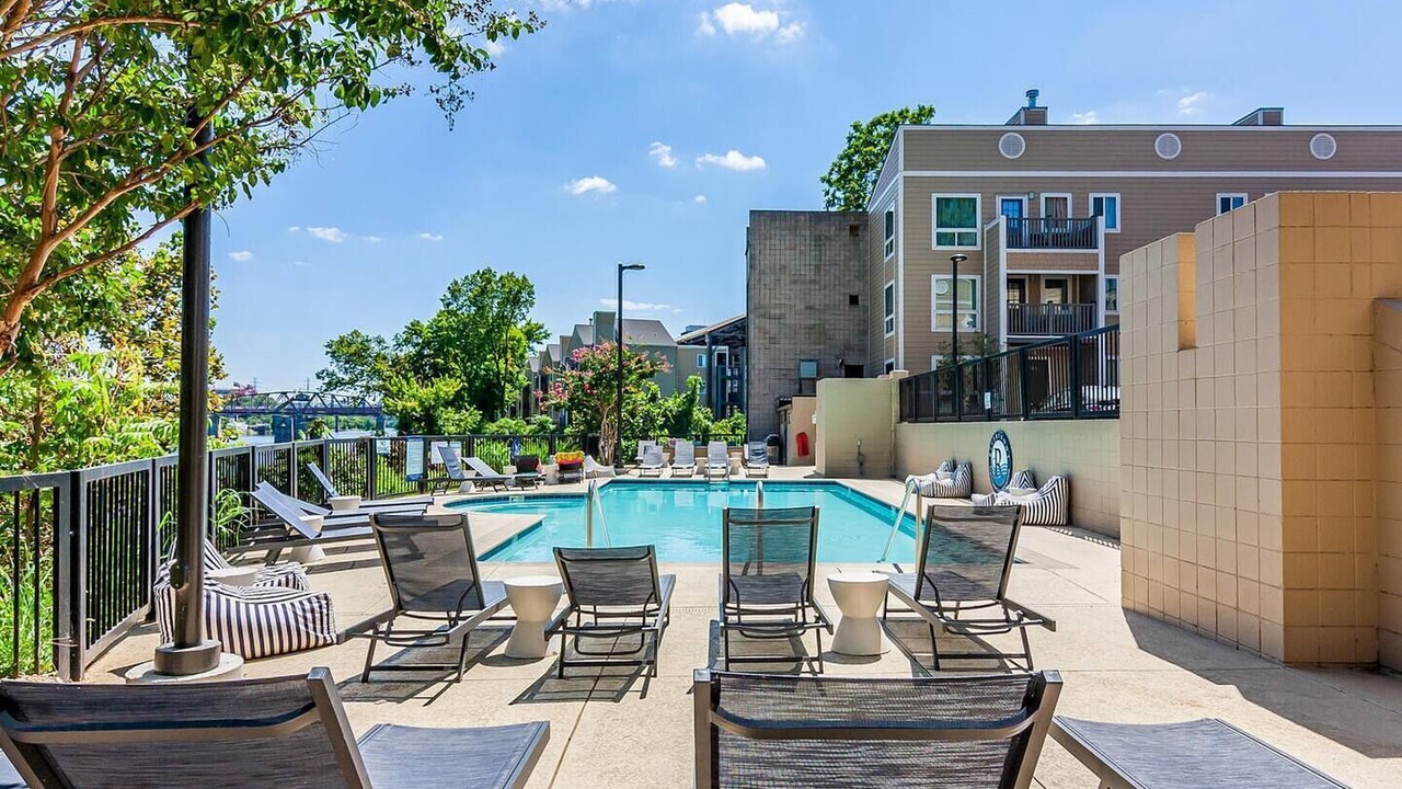 Photo of Outdoor in North Capitol