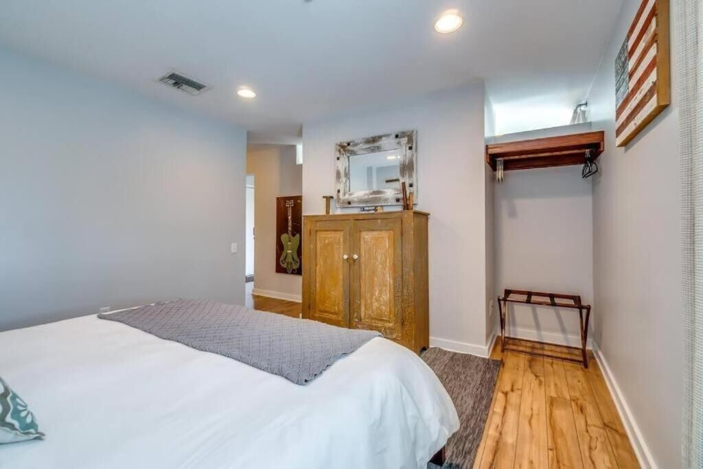 Photo of Bedroom in North Capitol