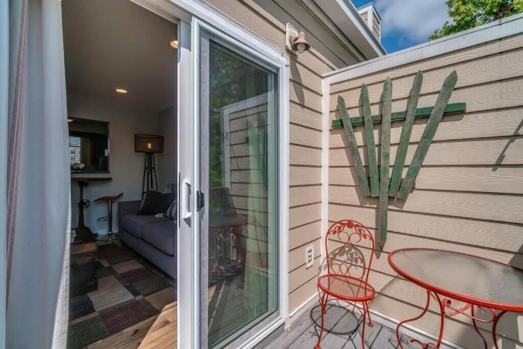Photo of Patio Balcony in North Capitol