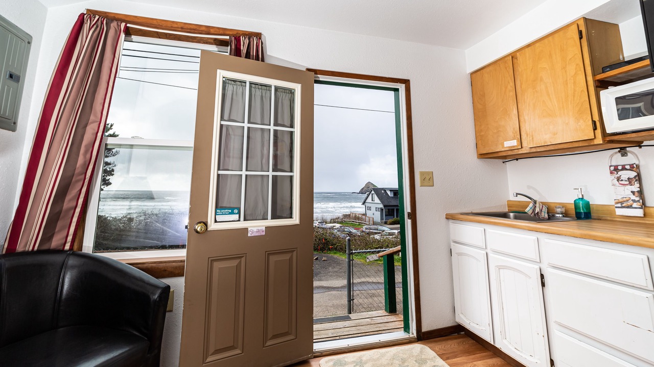 Photo of Livingroom in Oceanside