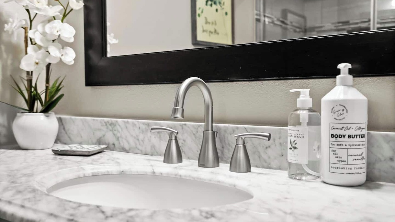Photo of Bathroom in Grogan's Mill