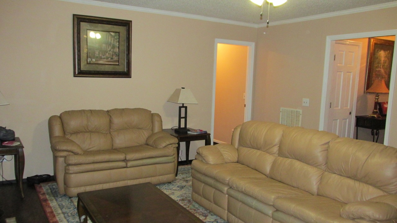 Photo of Livingroom in Cayce