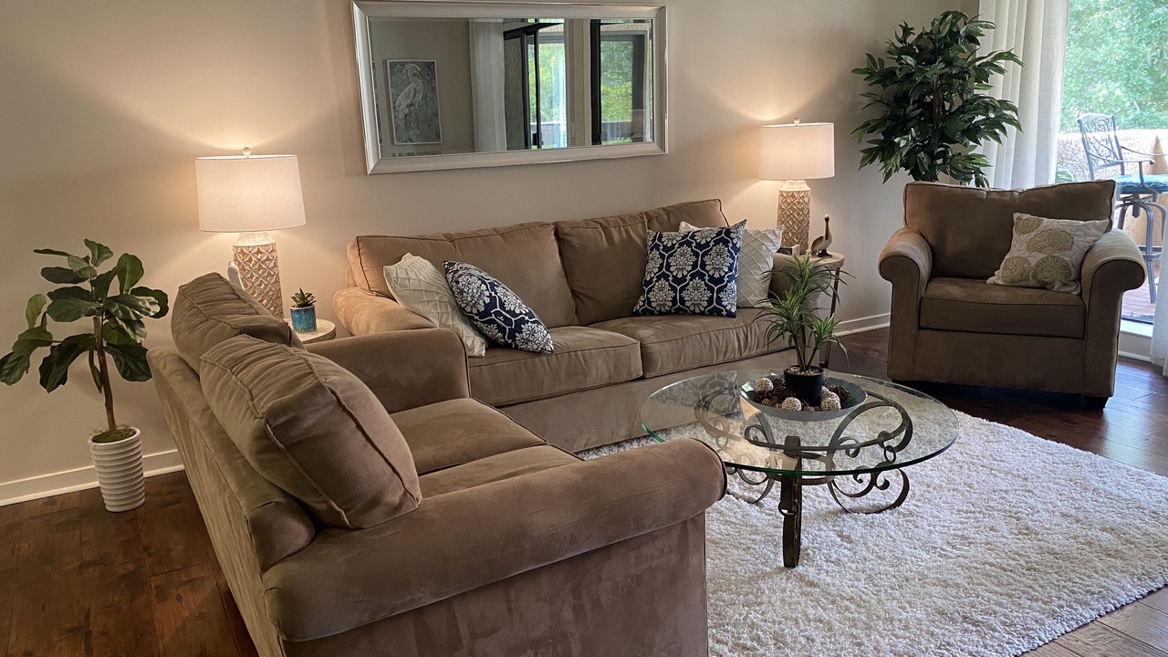 Photo of Livingroom in Shelter Cove