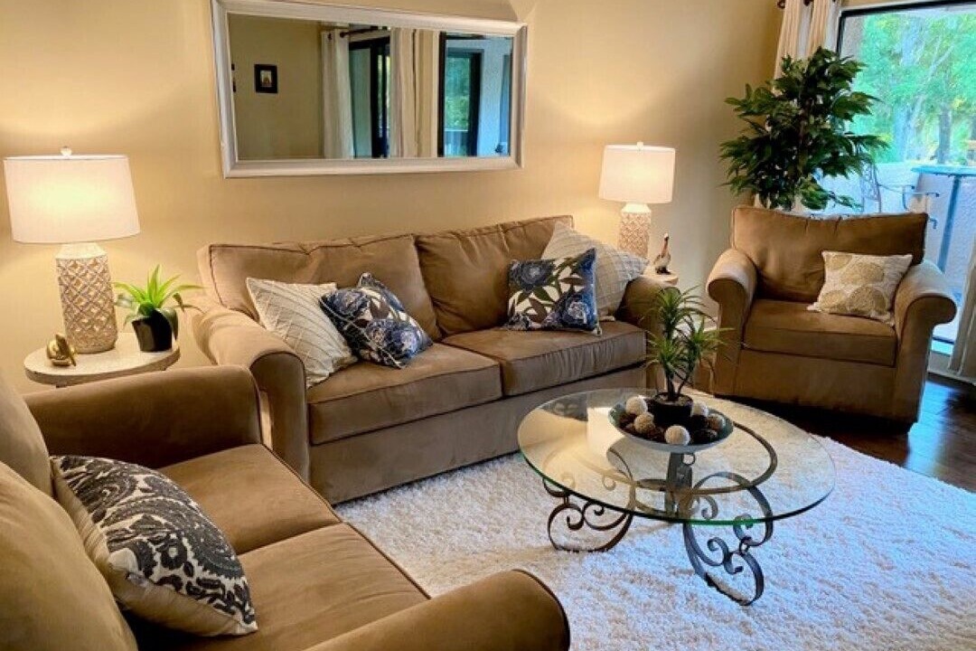 Photo of Livingroom in Shelter Cove