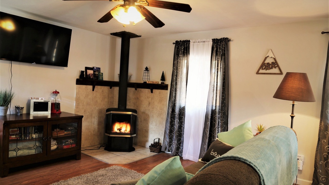 Photo of Livingroom in Woodland Park