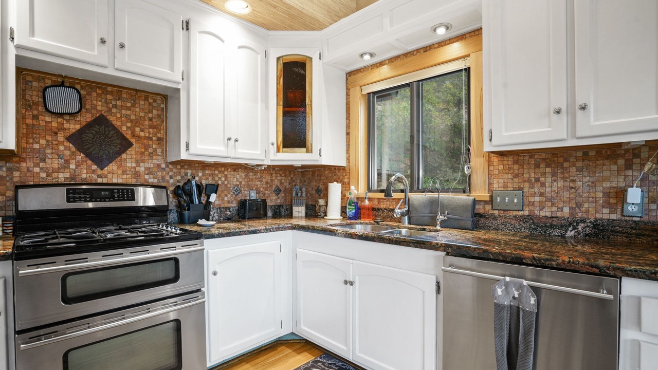 Photo of Kitchen in Trimble
