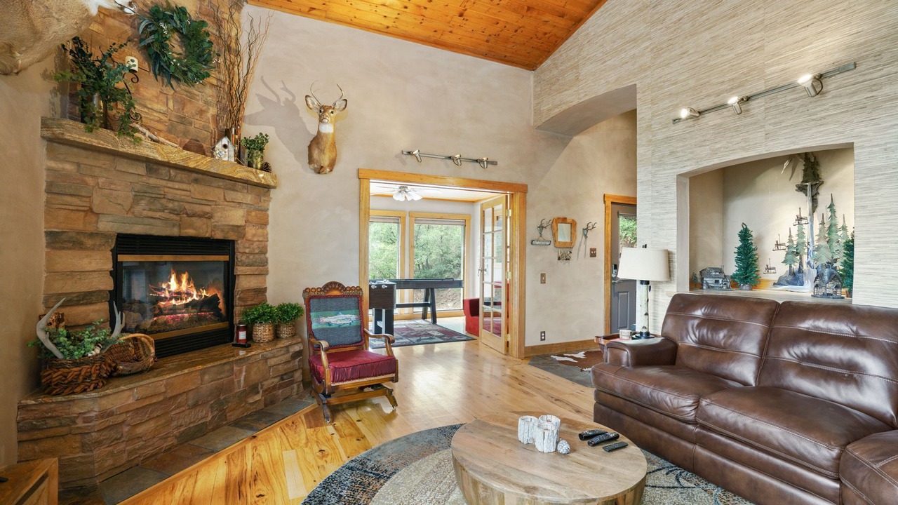 Photo of Livingroom in Trimble