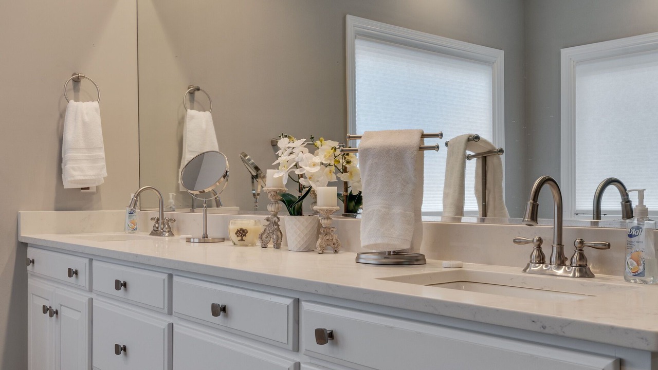 Photo of Bathroom in Kedron