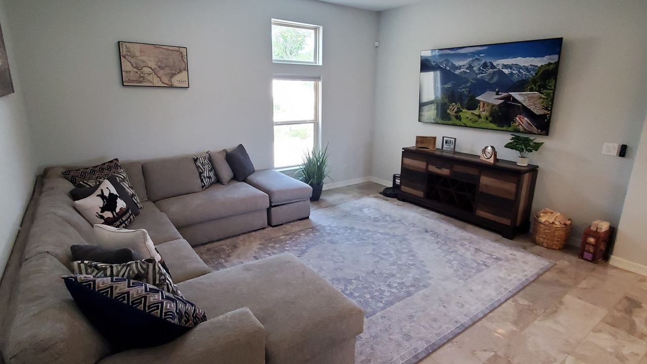 Photo of Livingroom in Spring Branch