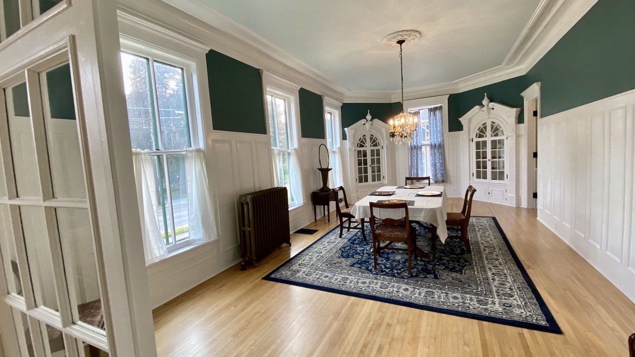 Photo of Livingroom in Oshkosh
