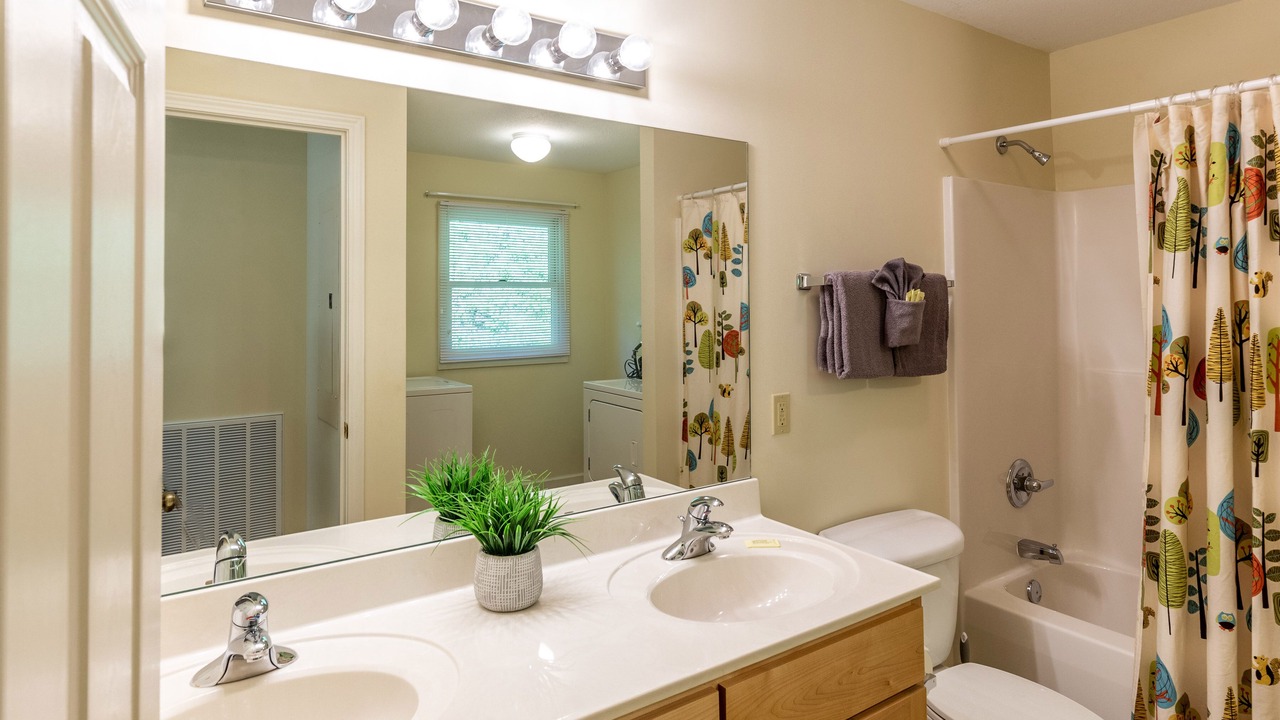 Photo of Bathroom in Cherokee
