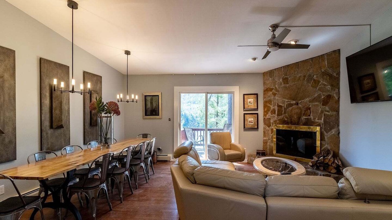Photo of Livingroom in Chestertown