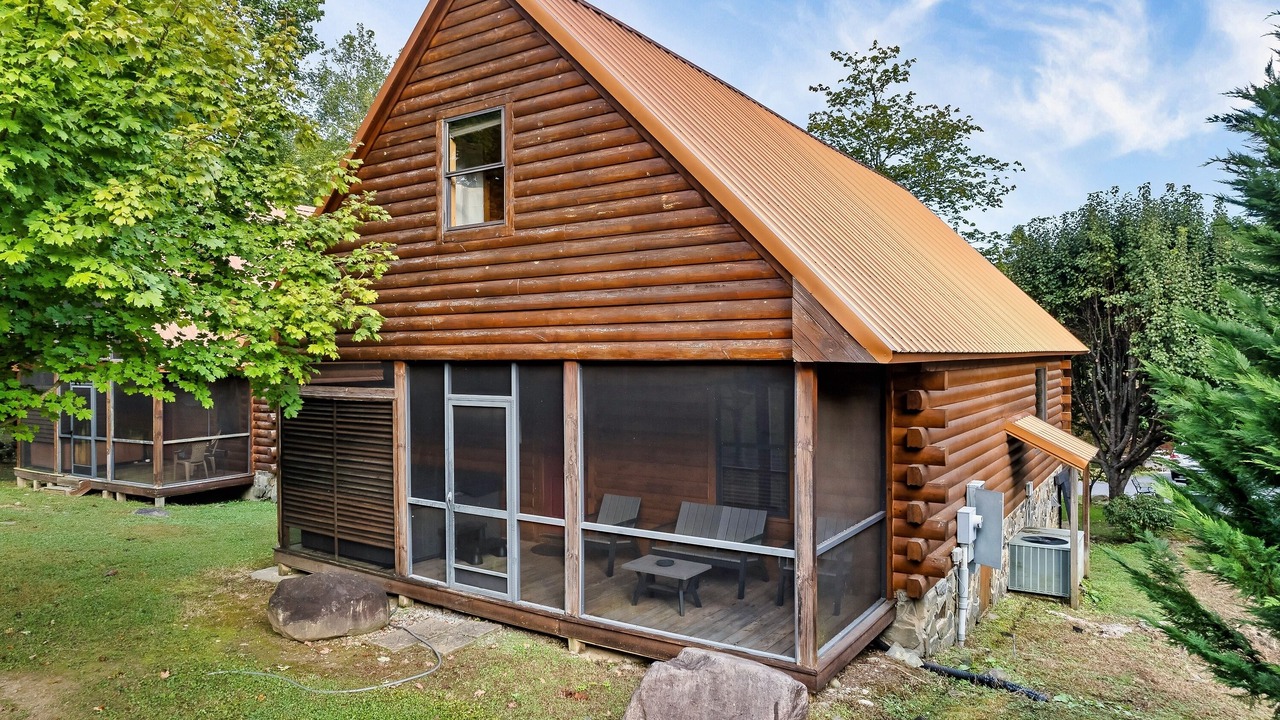Photo of Outdoor in White Oak Lodge