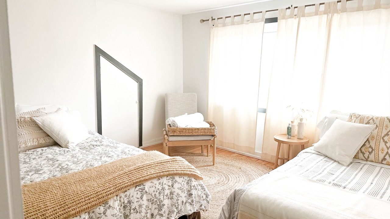 Photo of Bedroom in Browns Lake