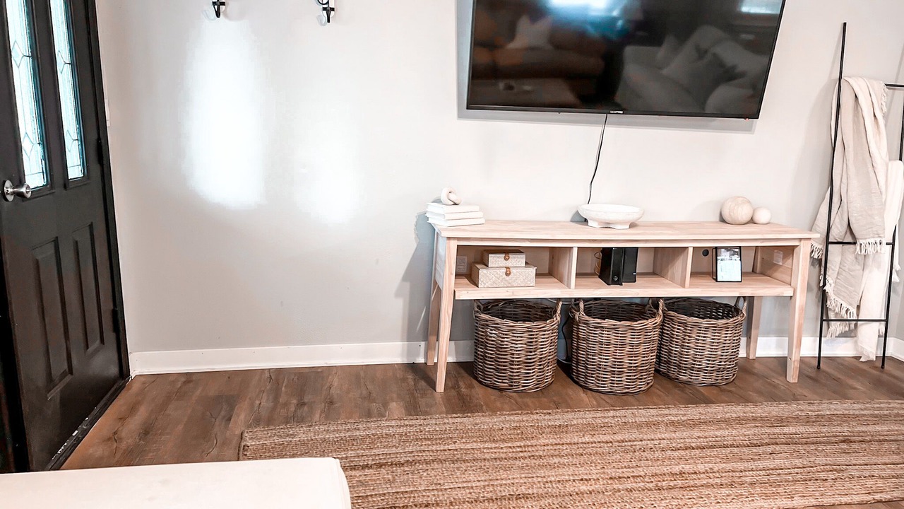 Photo of Bedroom in Browns Lake