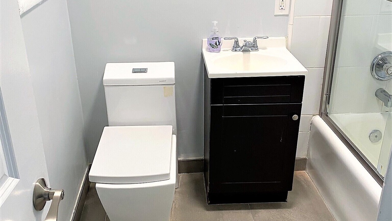 Photo of Bathroom in Melrose