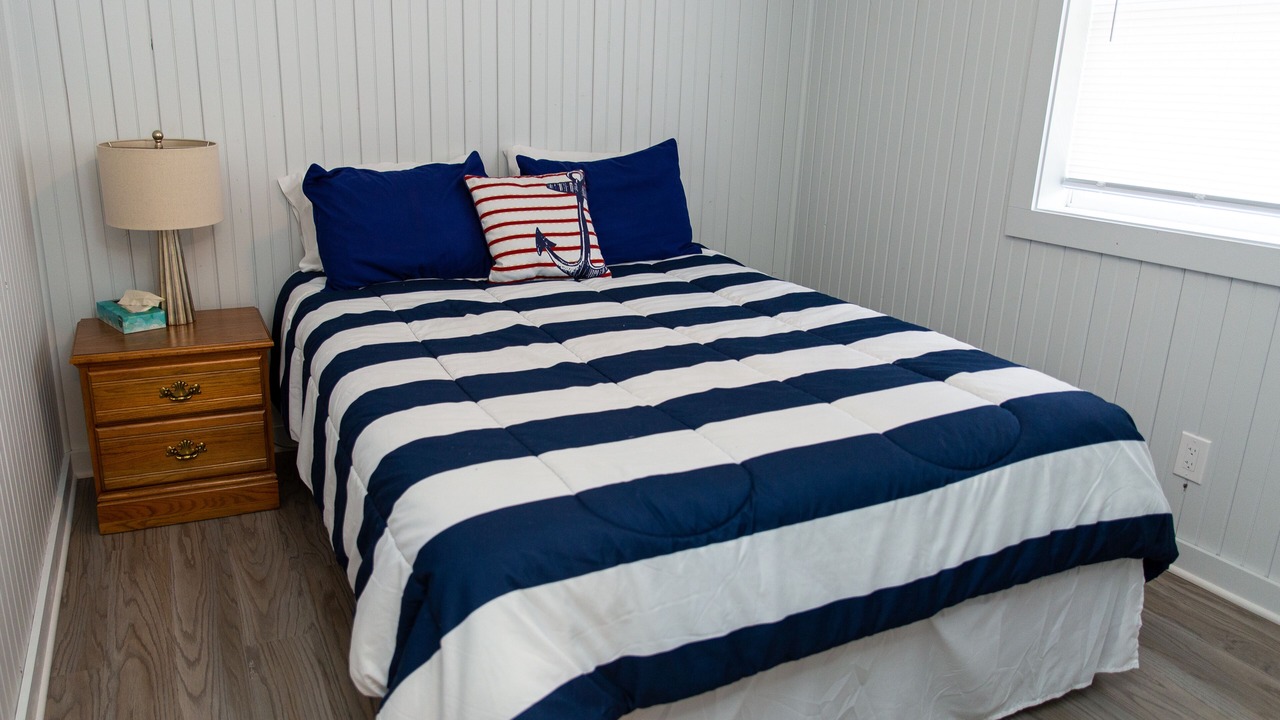 Photo of Bedroom in Madison-on-the-Lake